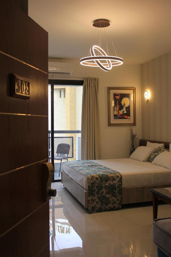 Camelot Hotel Jounieh Eksteriør billede