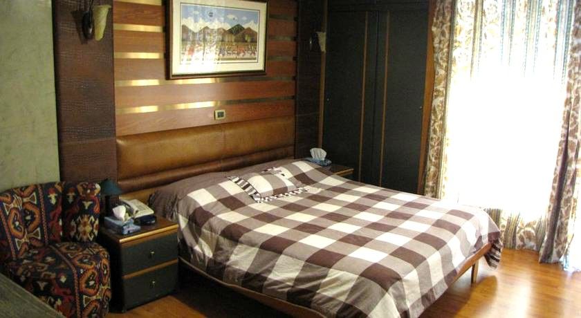Camelot Hotel Jounieh Eksteriør billede