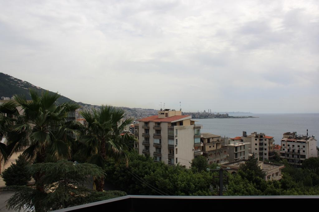 Camelot Hotel Jounieh Eksteriør billede