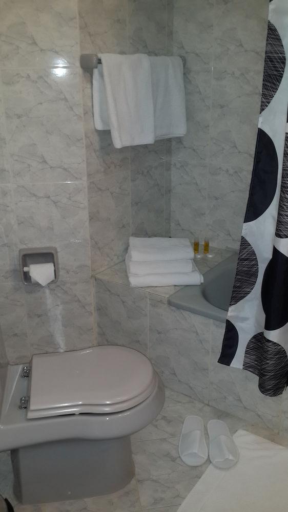 Camelot Hotel Jounieh Eksteriør billede