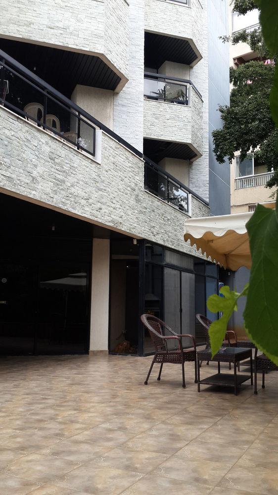 Camelot Hotel Jounieh Eksteriør billede