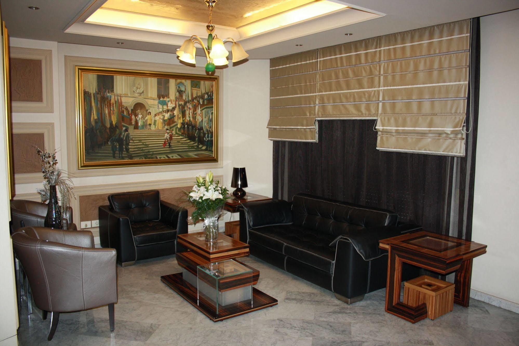 Camelot Hotel Jounieh Eksteriør billede