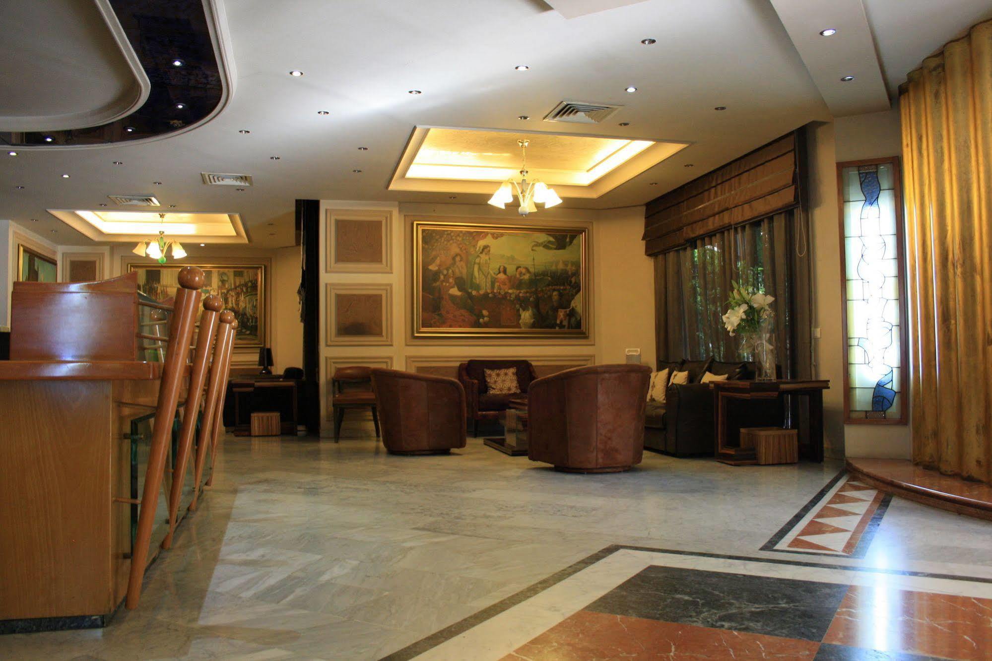 Camelot Hotel Jounieh Eksteriør billede